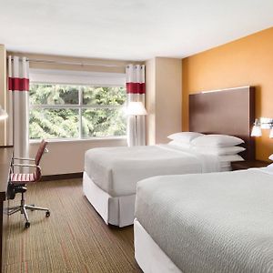 Queen Room Two Queen Beds